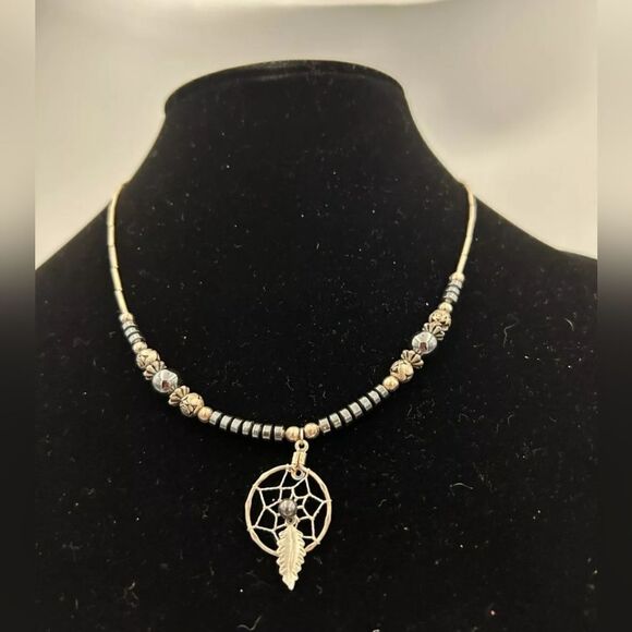 Jewelry - Beaded Dream Catcher Choker Necklace Silver Tone W/Hematite Beads 8-1/2" Drop